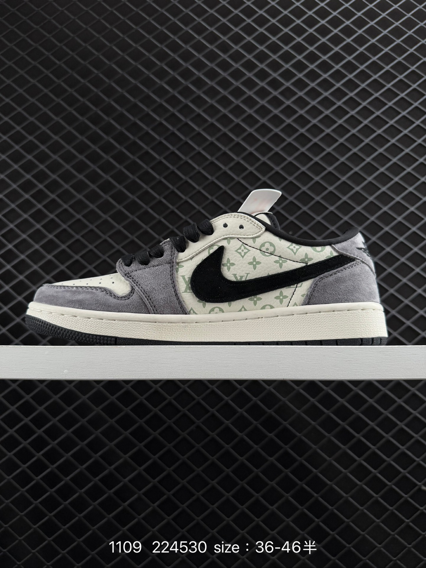 Travis Scott x Air Jordan 1 ” Reverse Mocha “